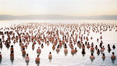 nature nude|The Naked World of Spencer Tunick